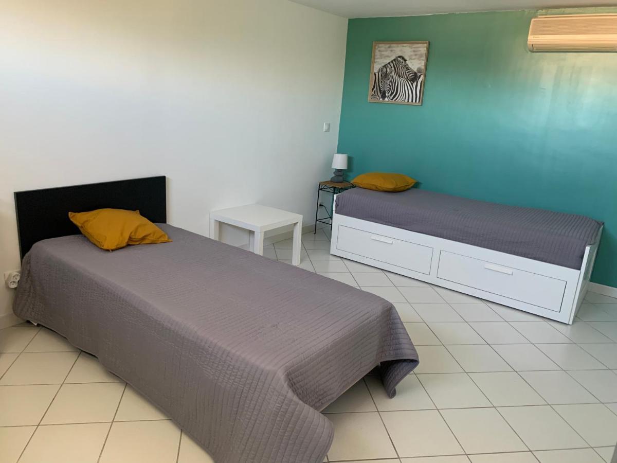 Charmant Logement Avec Piscine Saint-Feliu-d'Avall Eksteriør bilde